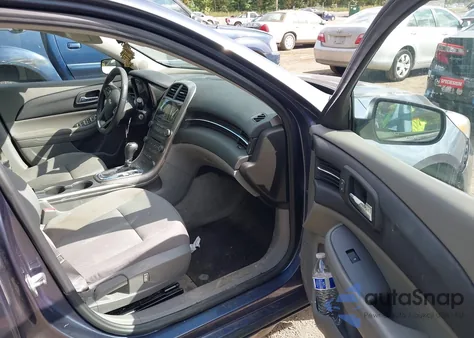 2013 Chevrolet Malibu 1Ls z USA, uszkodzony, nr VIN 1G11B5SA7DF156906